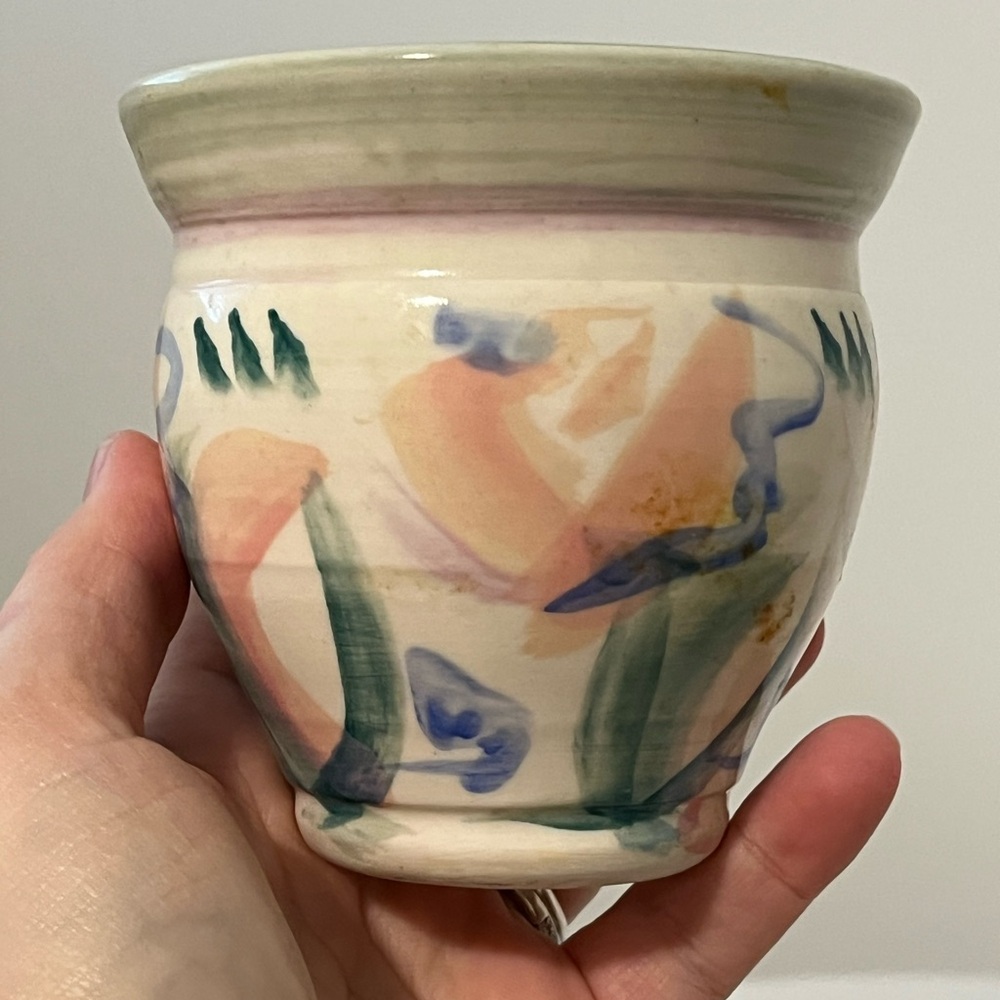Small Vintage Handmade Pottery Pot Signed - Picture 7 of 9